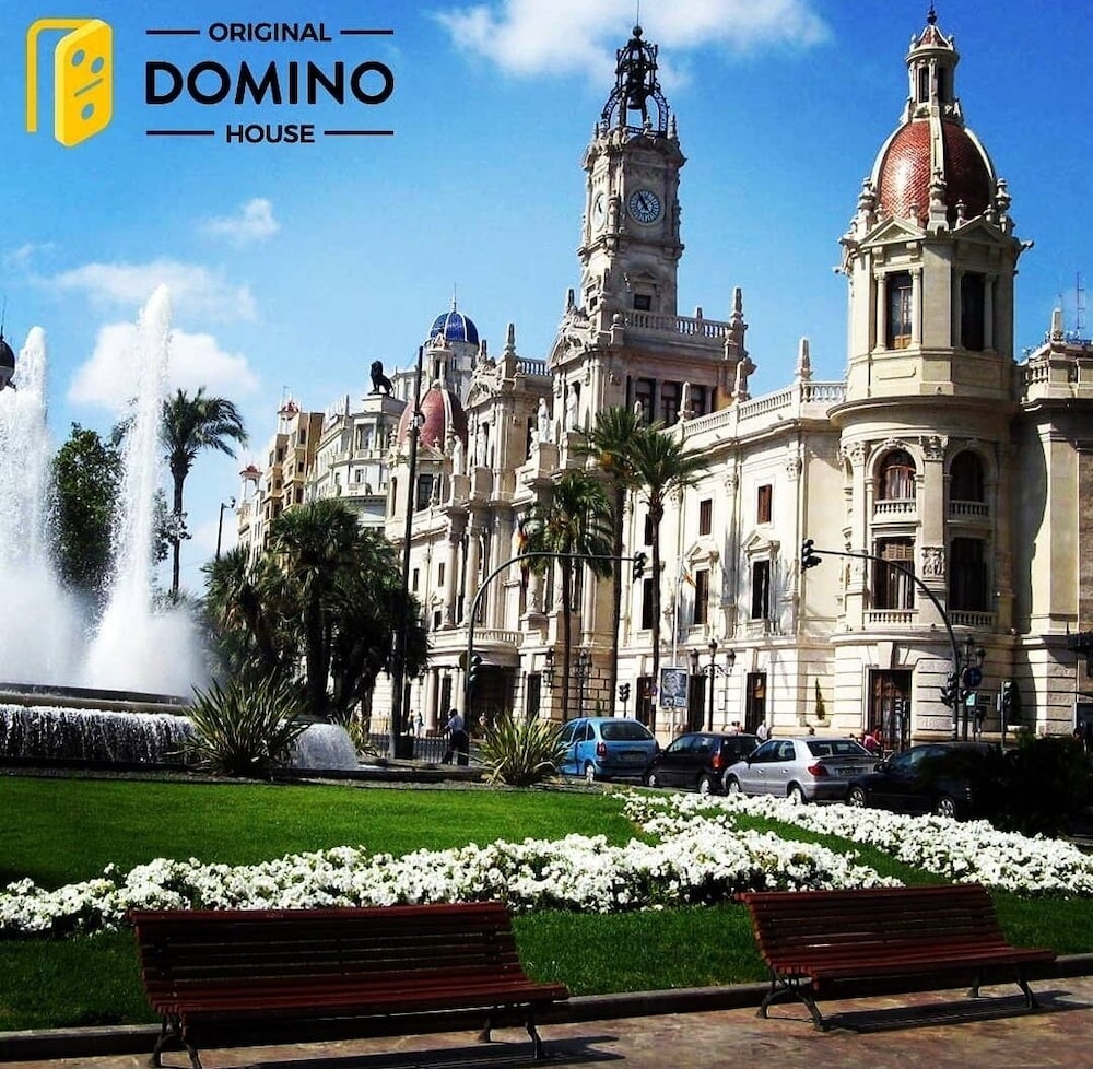 Original Domino House 67/71