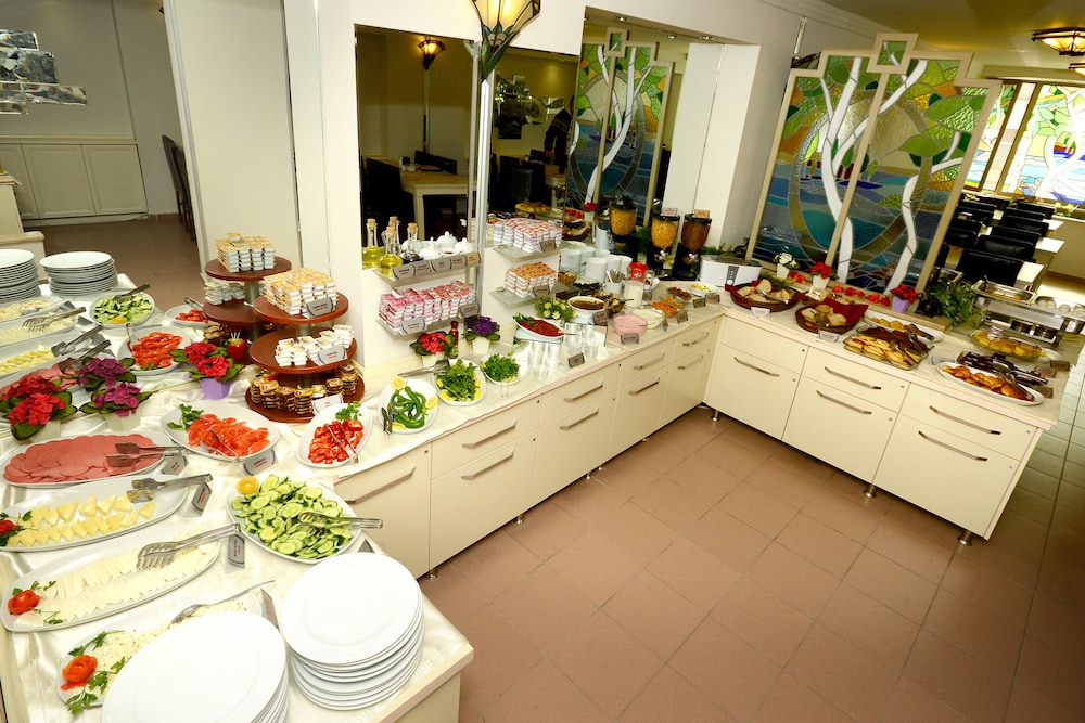 Anzac Hotel 3/39