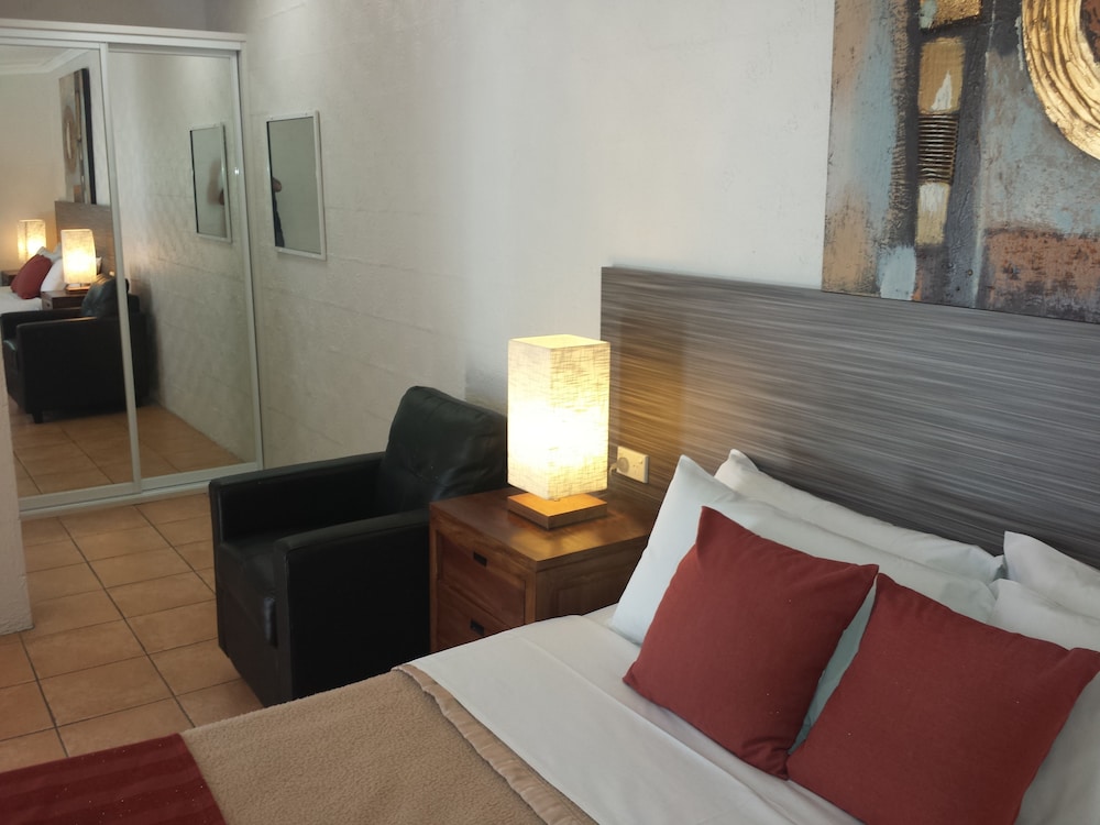 Mid City Motor Inn 21/41