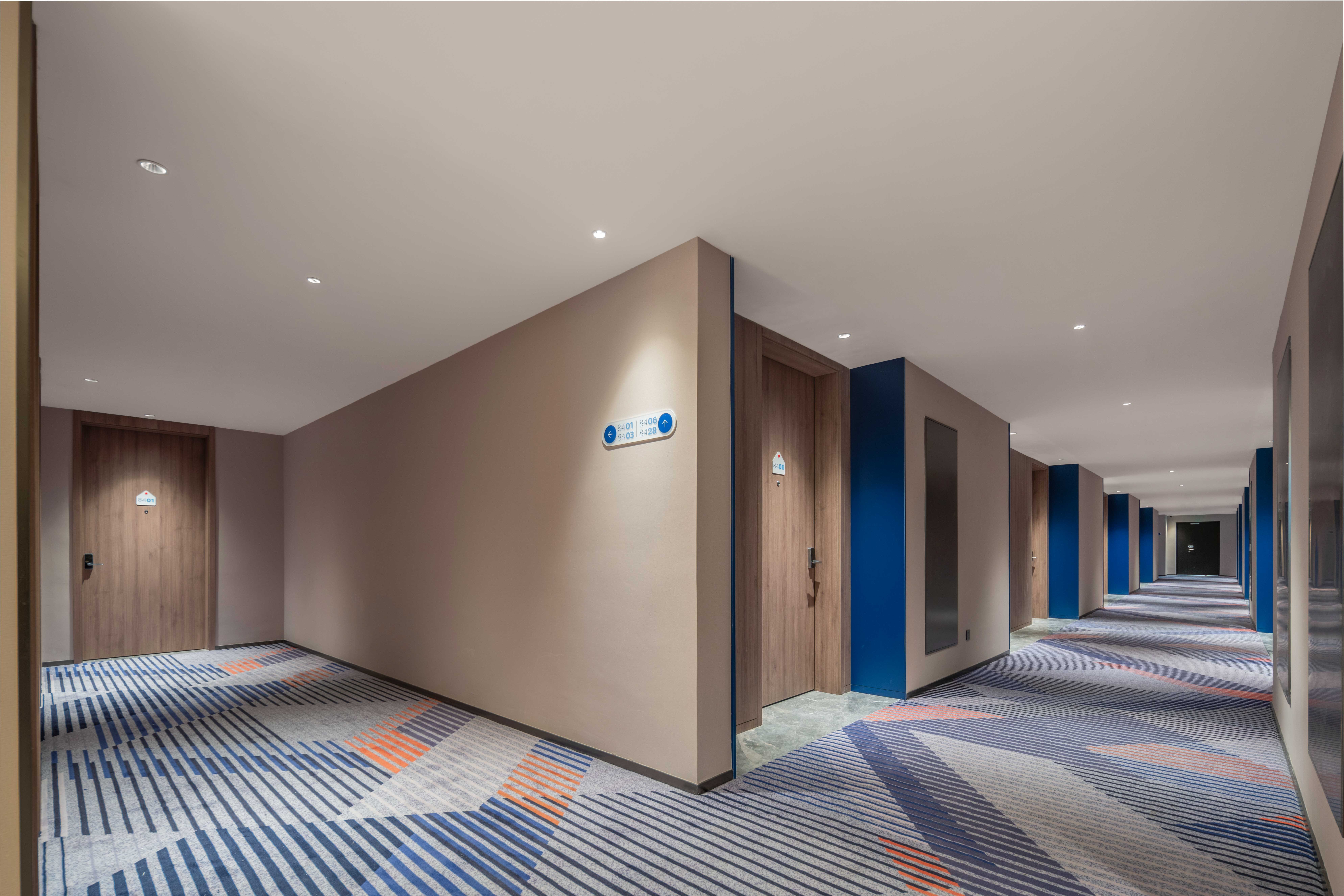 Holiday Inn Express Shanghai Hongqiao NECC 22/50