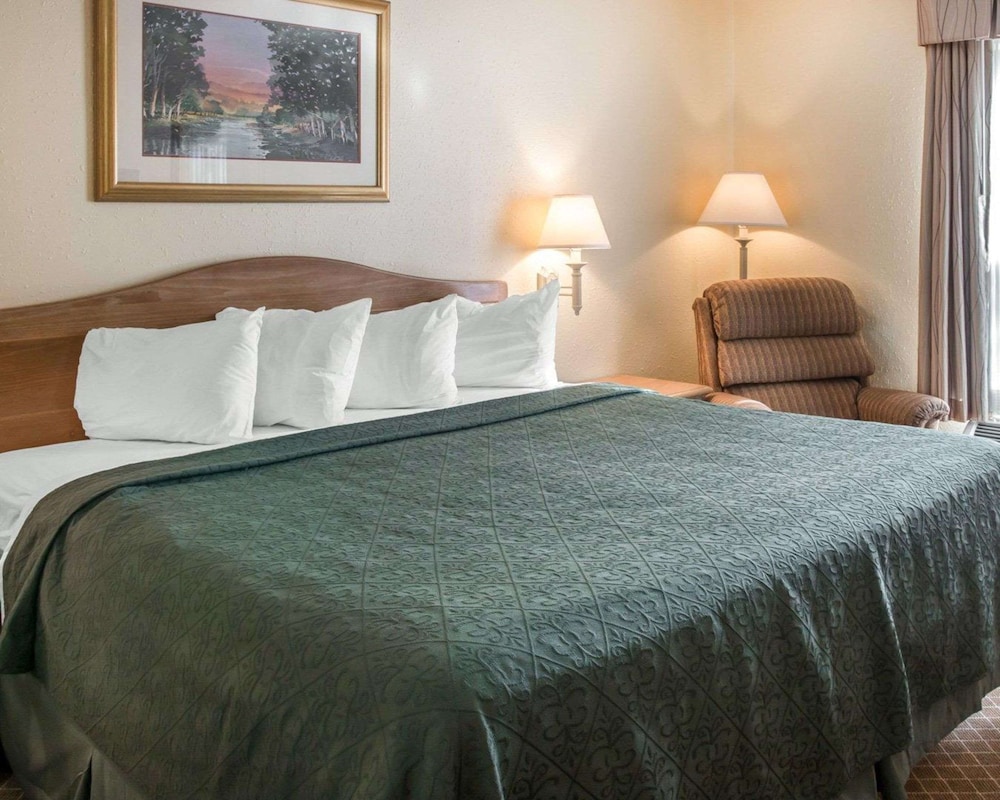 Quality Inn & Suites Monroe 9/48