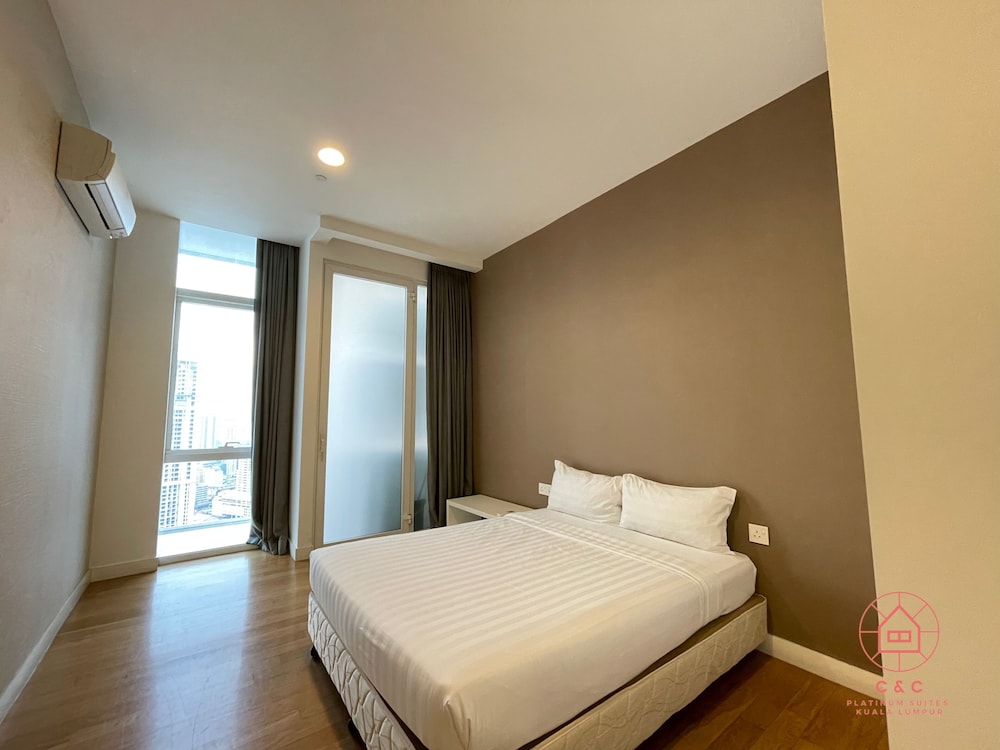 Platinum Service Suites KLCC 11/50