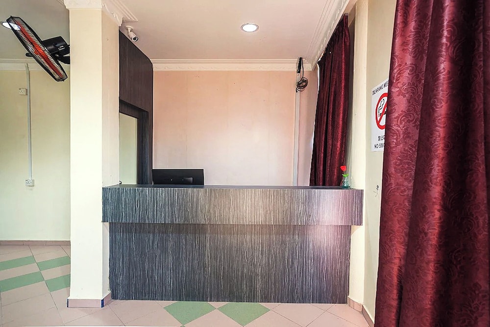 Hotel O T P Hotel 15/54