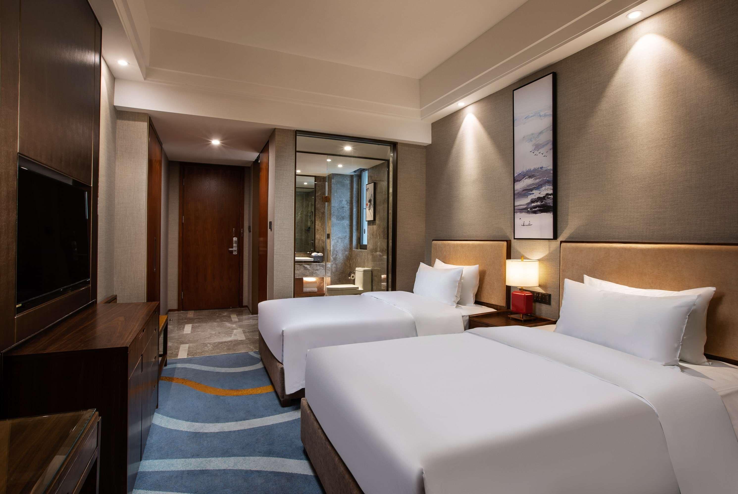 Ramada Encore Wyndham Wuhan Caidian photo5
