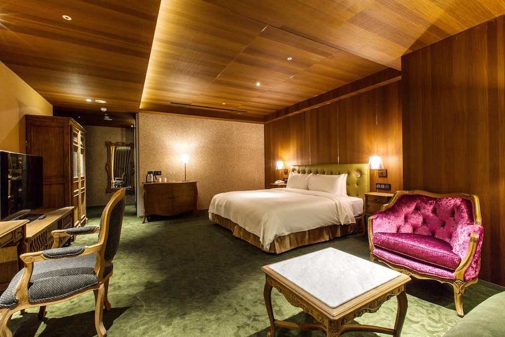 Inhouse Hotel Grand 16/65