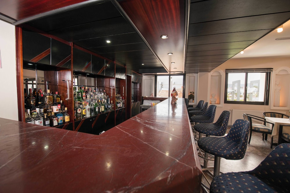Ileri Hotel & Apartments 35/49