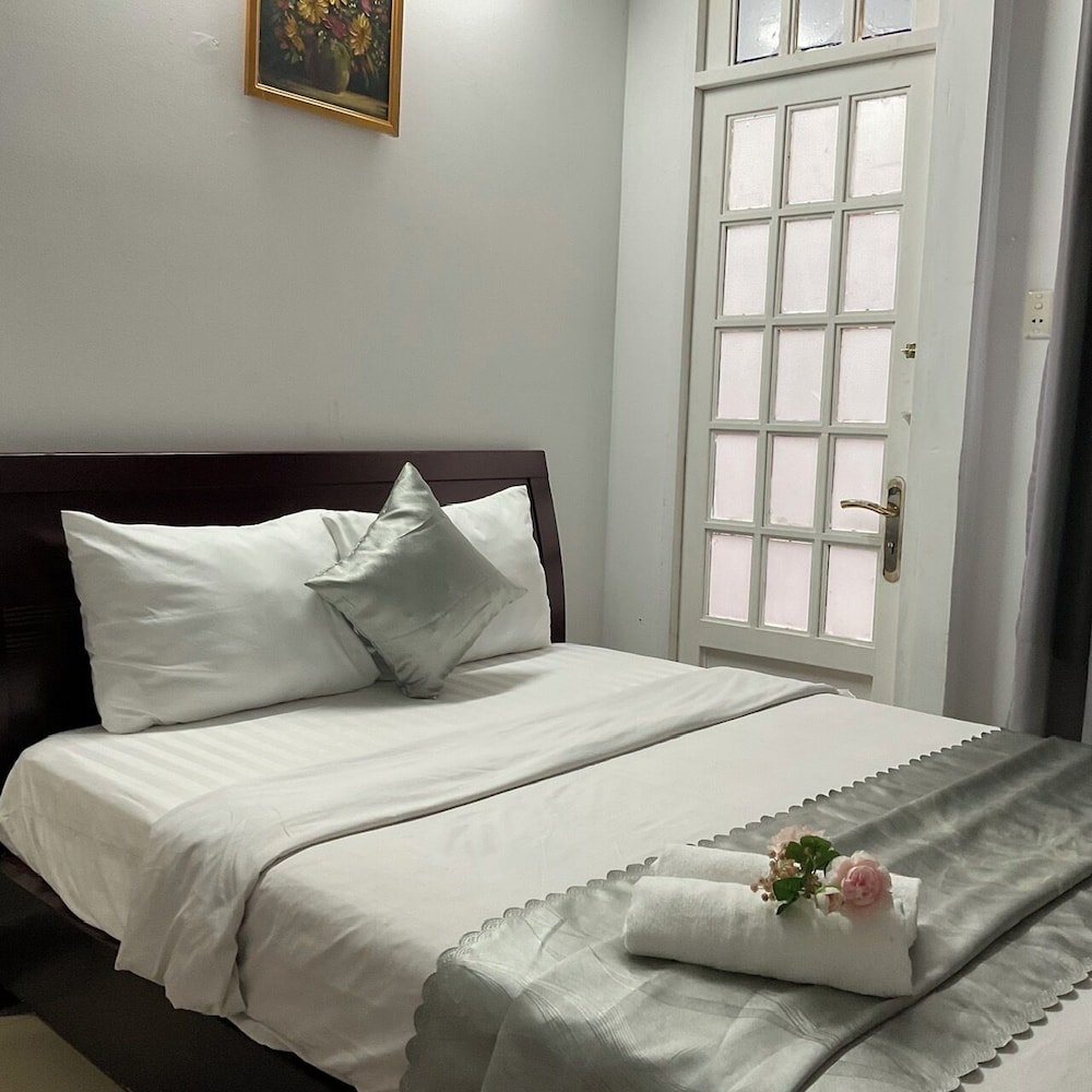 Minh Chau Hotel - Dien Bien Phu 4/35