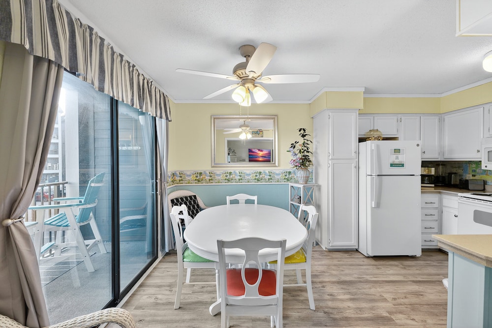 Myrtle Beach Resort by Beach Vacations 59/79