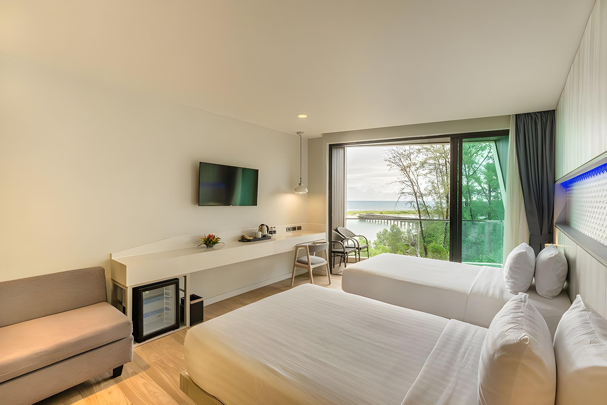 Style, Modern, Deluxe, 2 Double Beds, Sea View