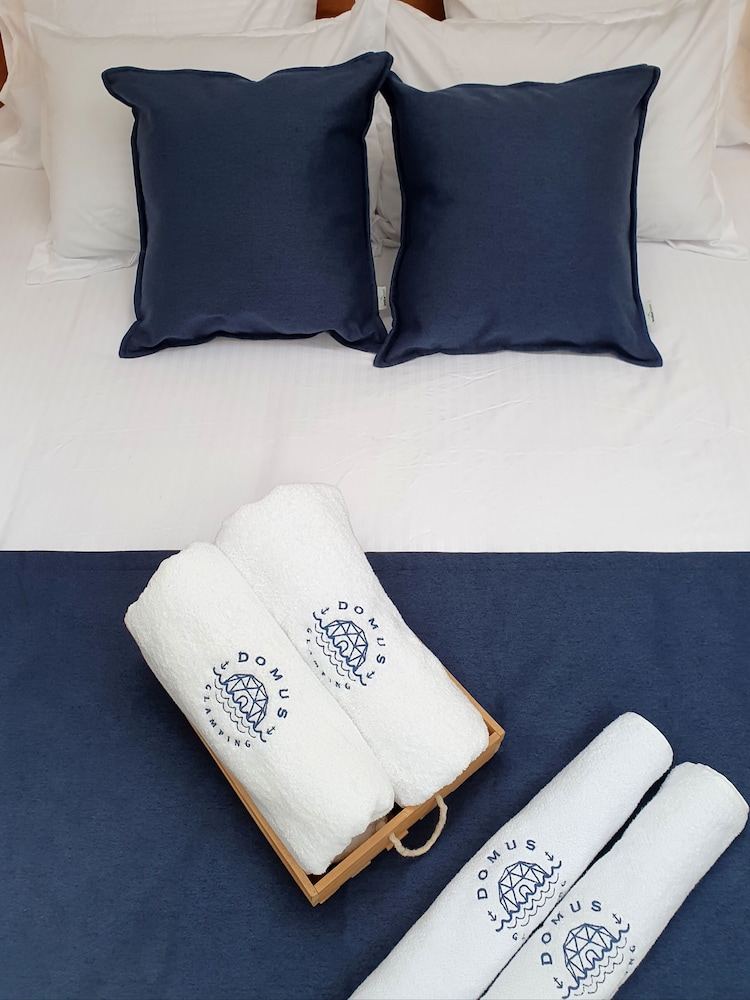 Domus Glamping 8/50