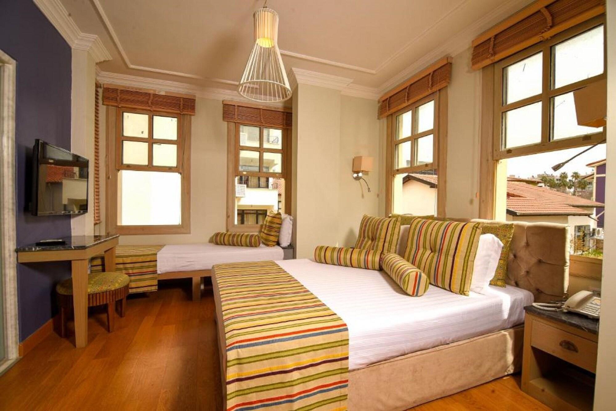 Fiore Garden Suites 19/50