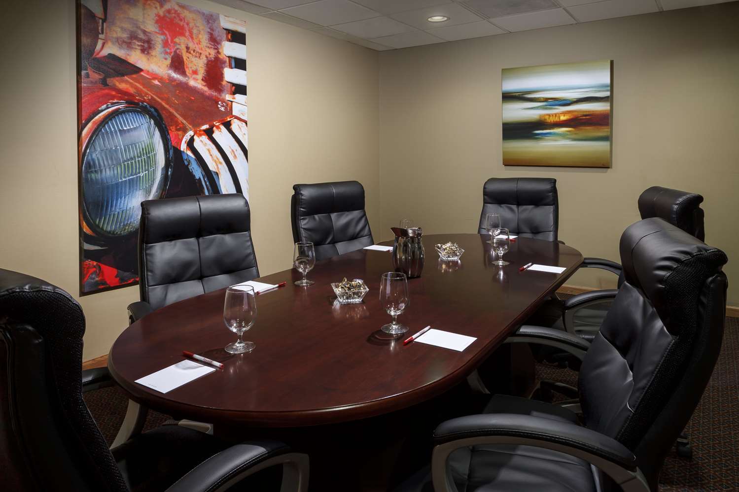 Roosevelt Grand Dakota, SureStay Collection by Best Western 11/11