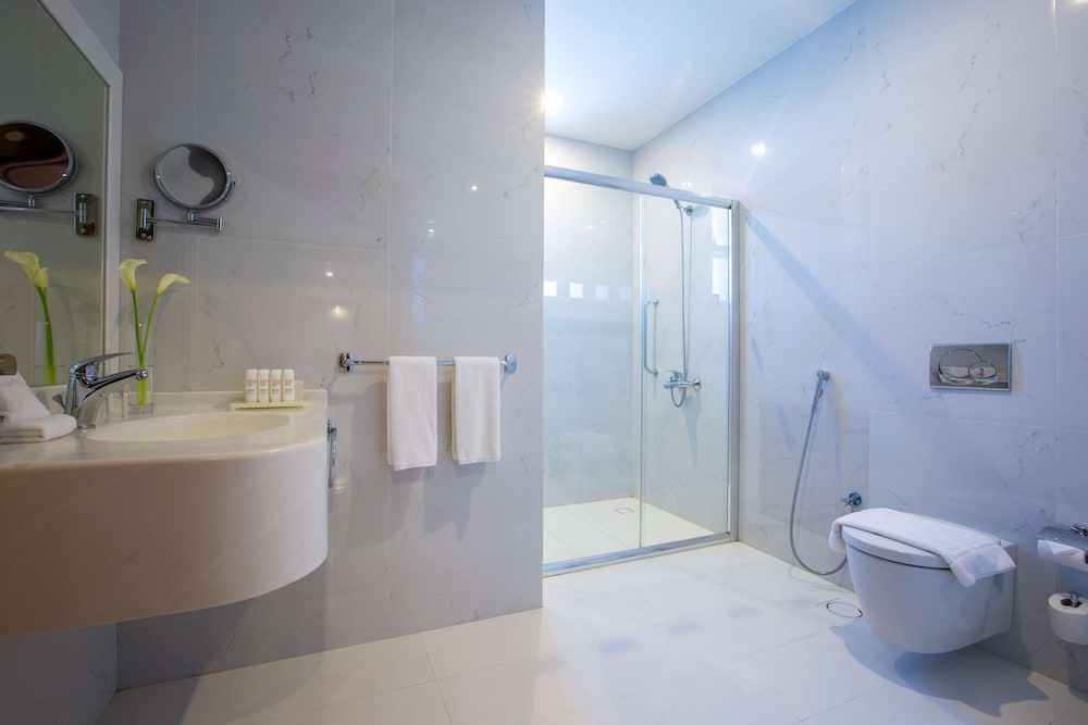 Radisson Blu Plaza Jeddah 69/71