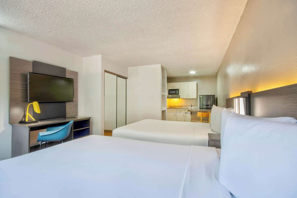 Studio 6 Extended Stay - Austin, TX - Midtown 23/59