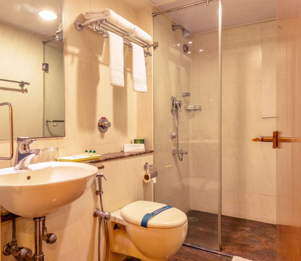 Octave Suites - Residency Road 33/33