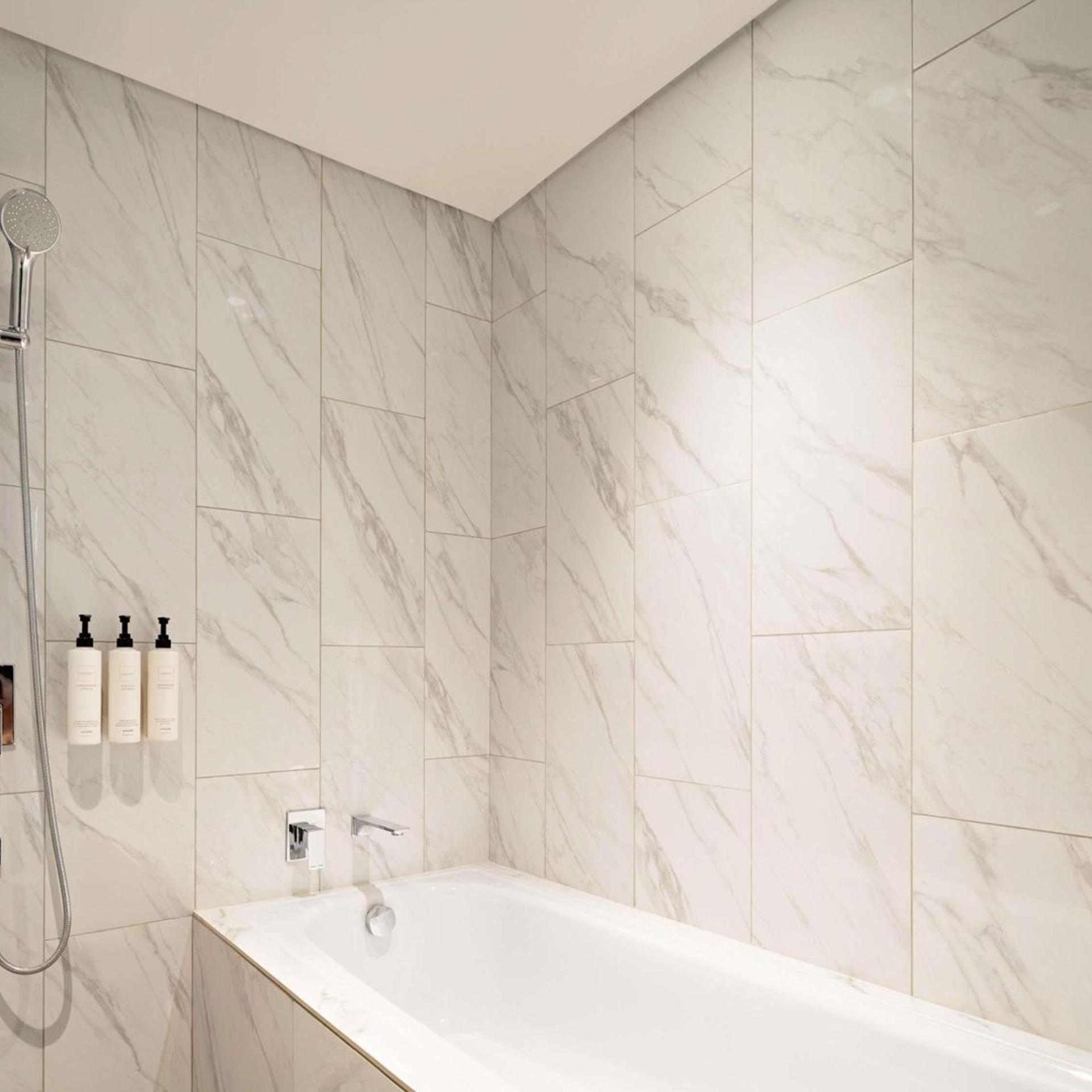 3 Bedrooms, Swiss Advantage, Apartment, King Bed، Swissotel Living Jakarta Mega Kuningan 7/7