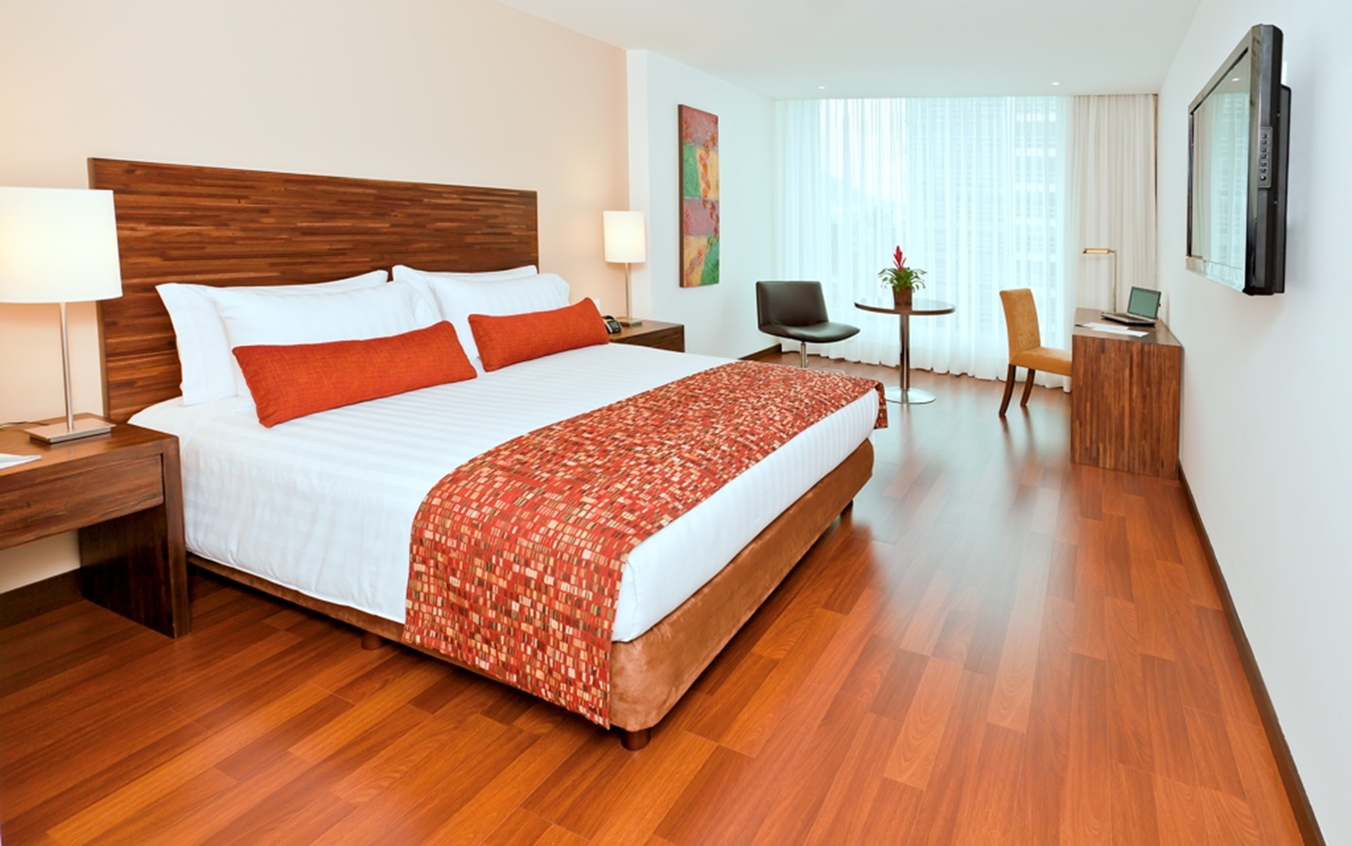 STANDARD, KING BED