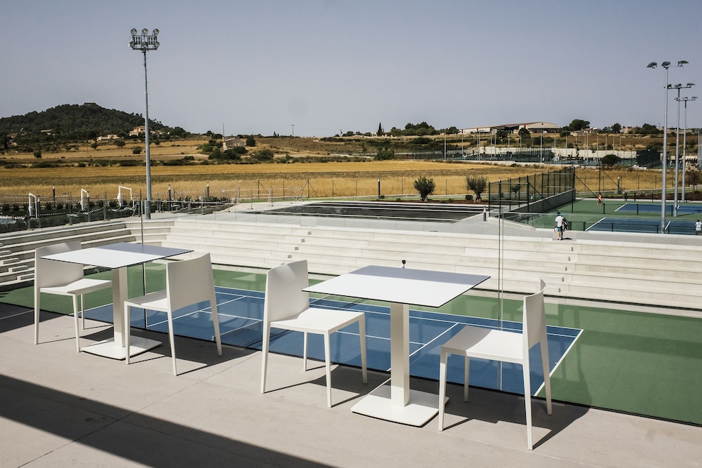 Rafa Nadal Sport Residence 35/50