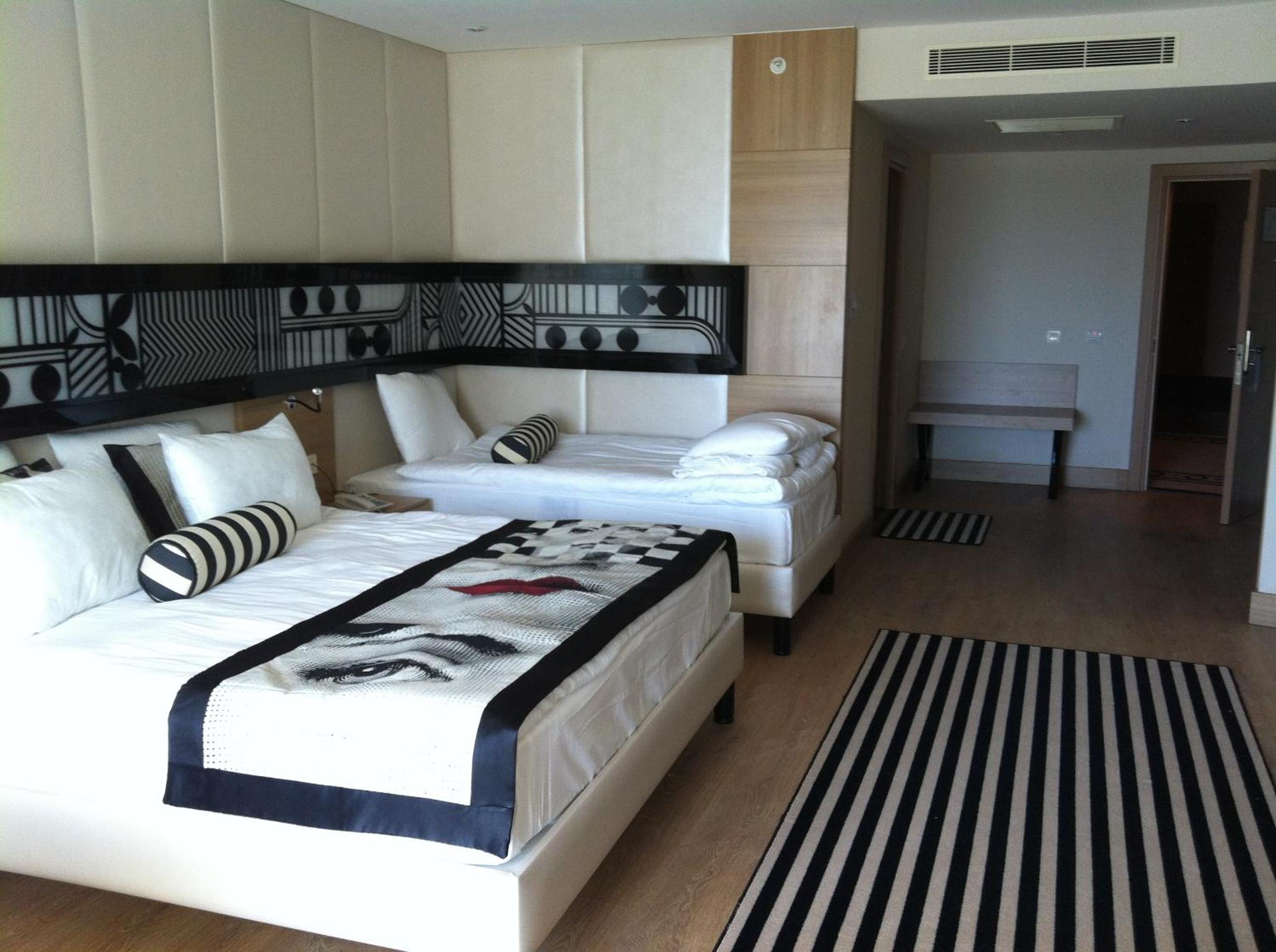 Superior, Double or Twin Bed, Land View