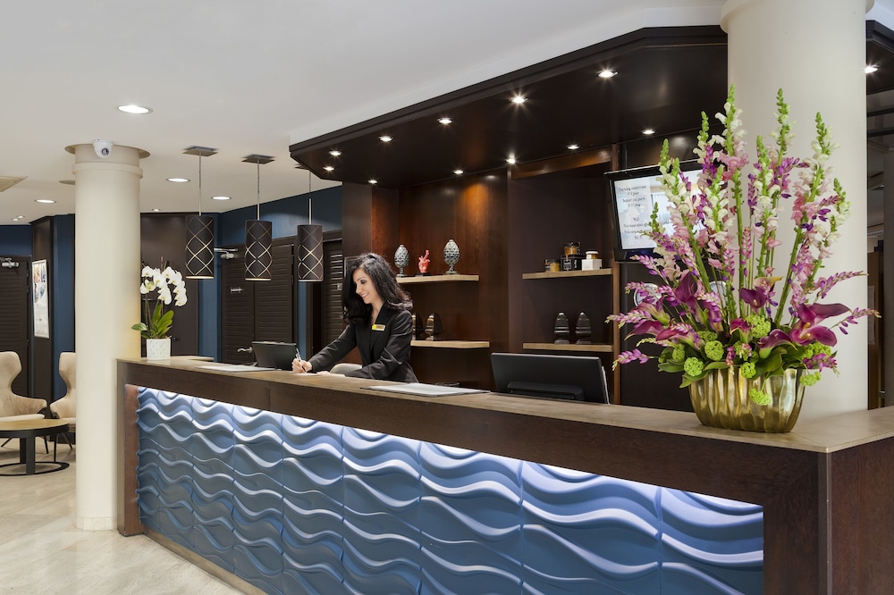 lobby