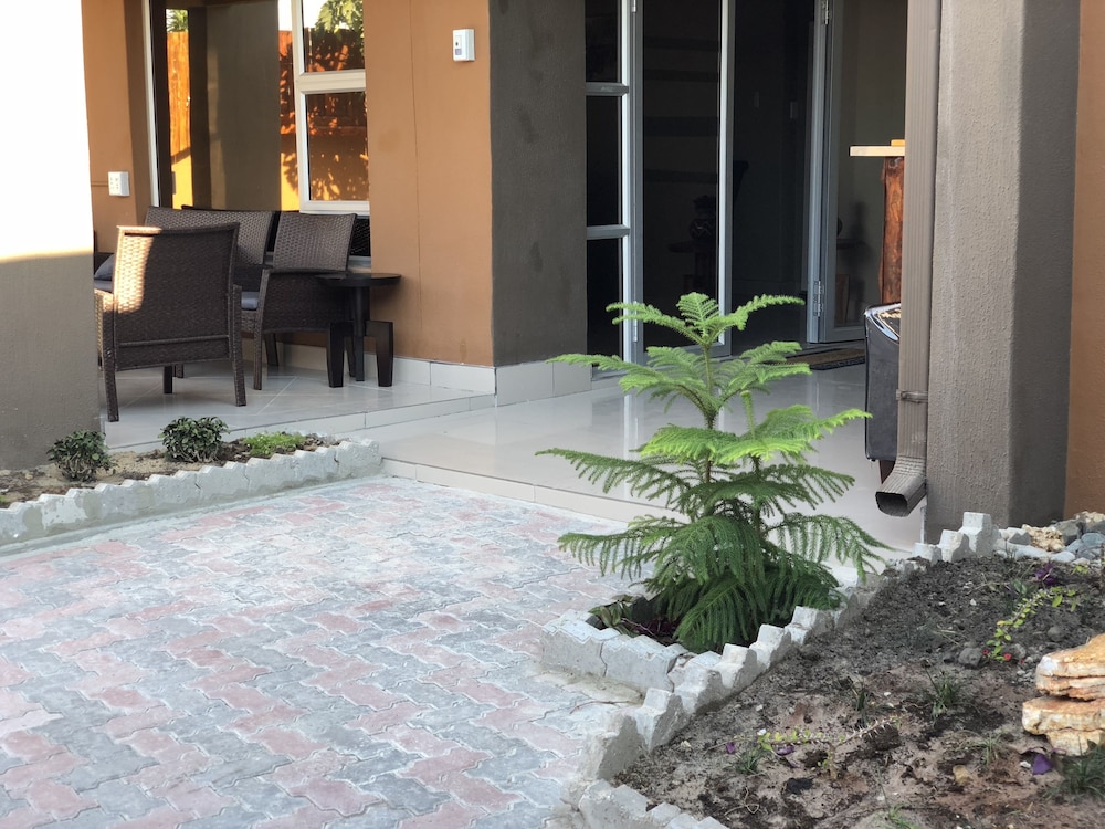 City Lodge Boutique Hotel 37/46