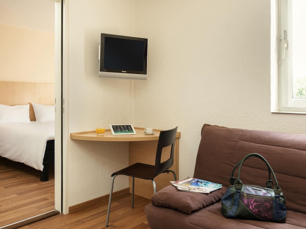 Ibis Nogent Sur Marne 33/44