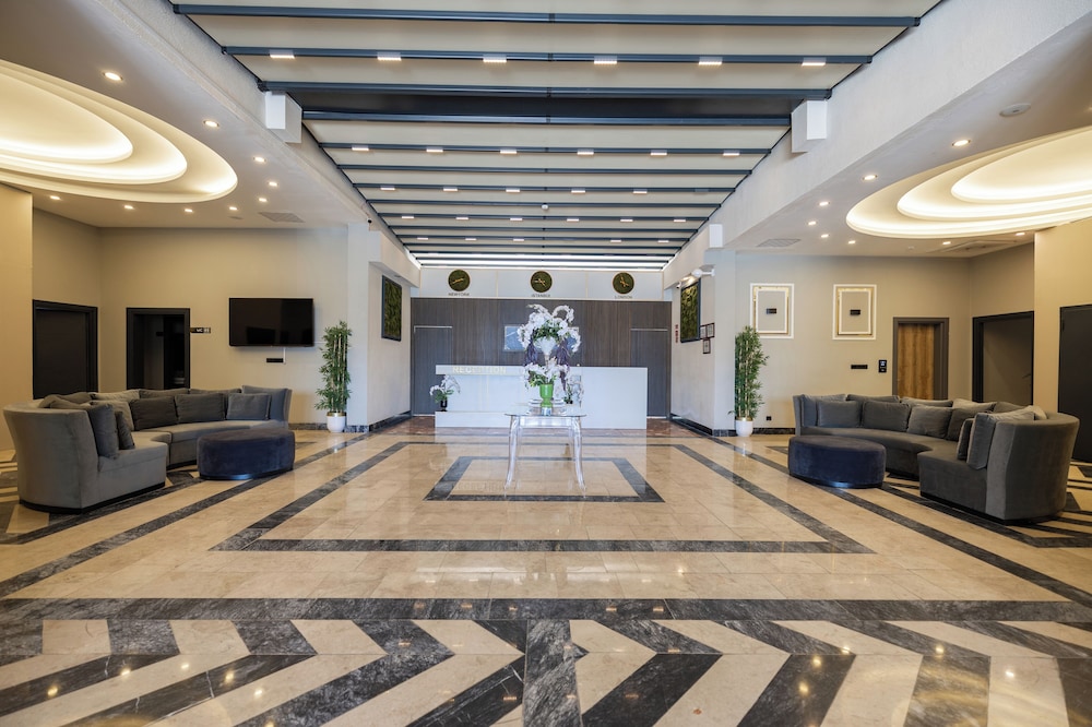 Roseira Mar Inn Luxury 8/55