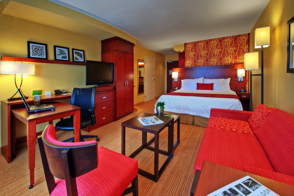 Courtyard Marriott Johnson City 34/59