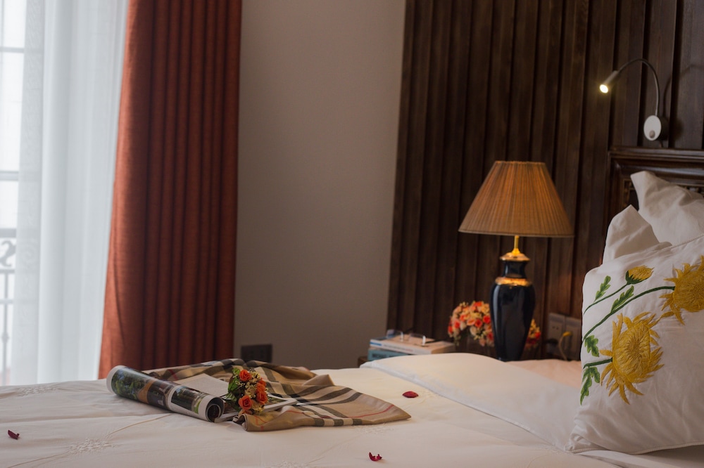 Noble & Swan Boutique Hotel 16/60