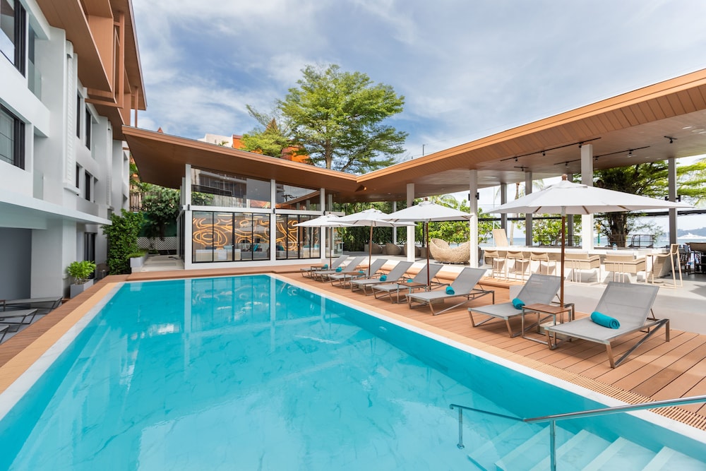 Liv Hotel Phuket Patong Beachfront 66/69