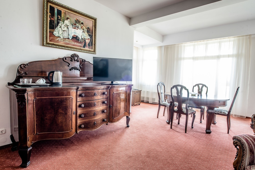 Mercure Medias Binderbubi Hotel And Spa 38/45