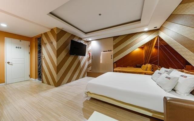Ava Hotel Changwon 6/99