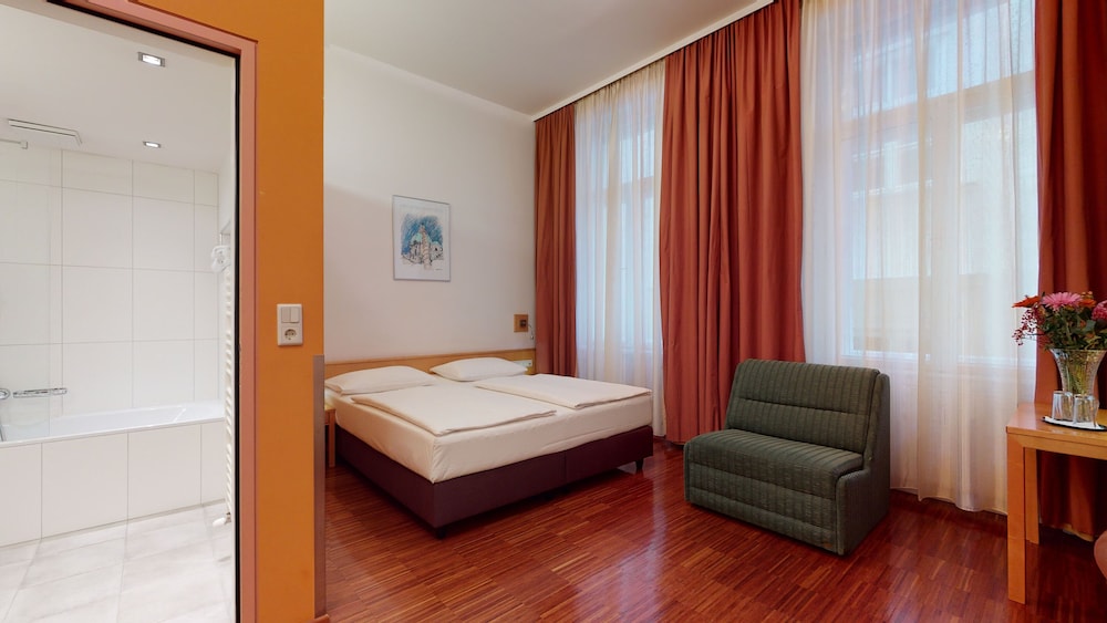 Hotel Post 33/56