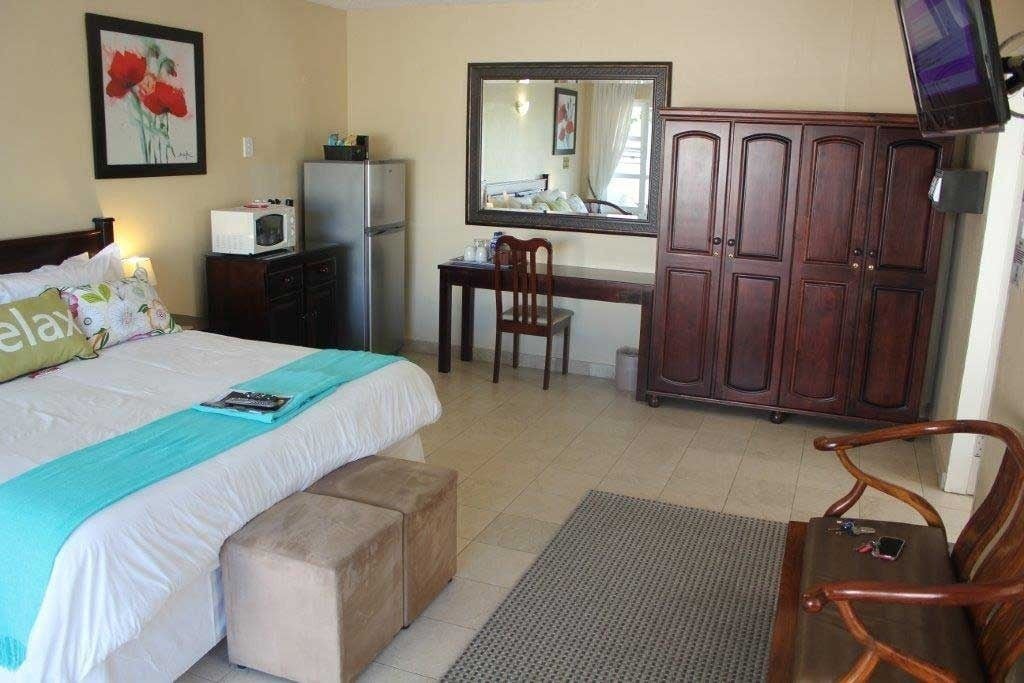 2 BEDROOMS, FAMILY SUITE, GARDEN VIEW