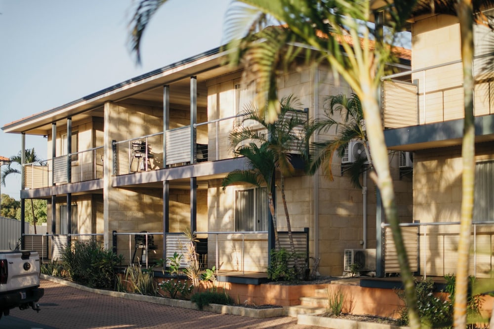 KALBARRI EDGE RESORT 4/70