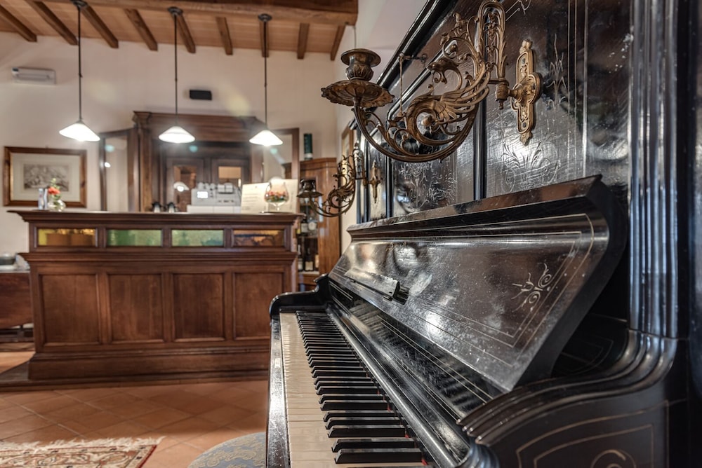 LOCANDA POGGIOLEONE 46/71