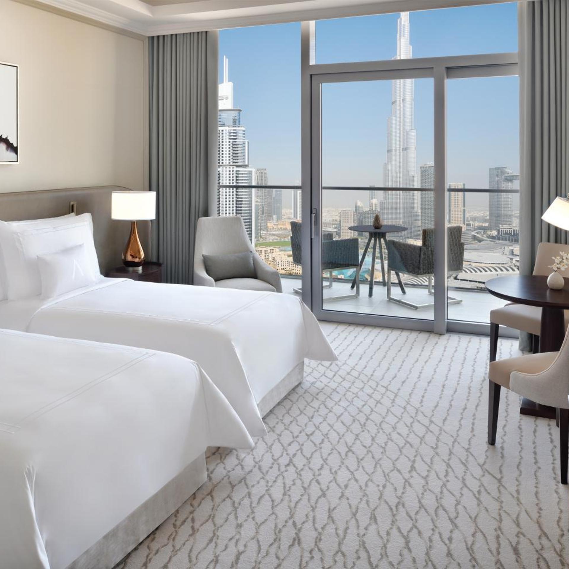 Deluxe, Twin Beds, Burj Khalifa and Fountain View
