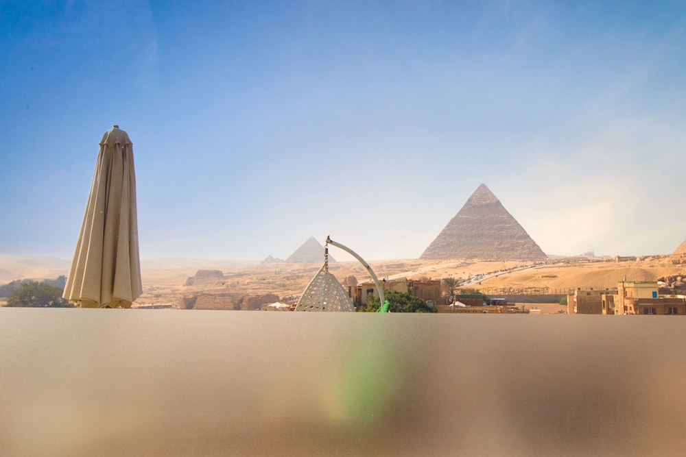 Mamlouk Pyramids Hotel 62/68