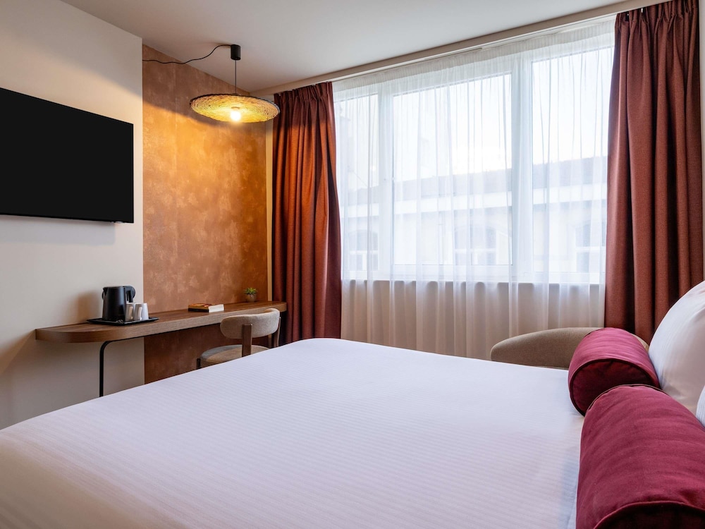 Classic, Superior, Double Bed