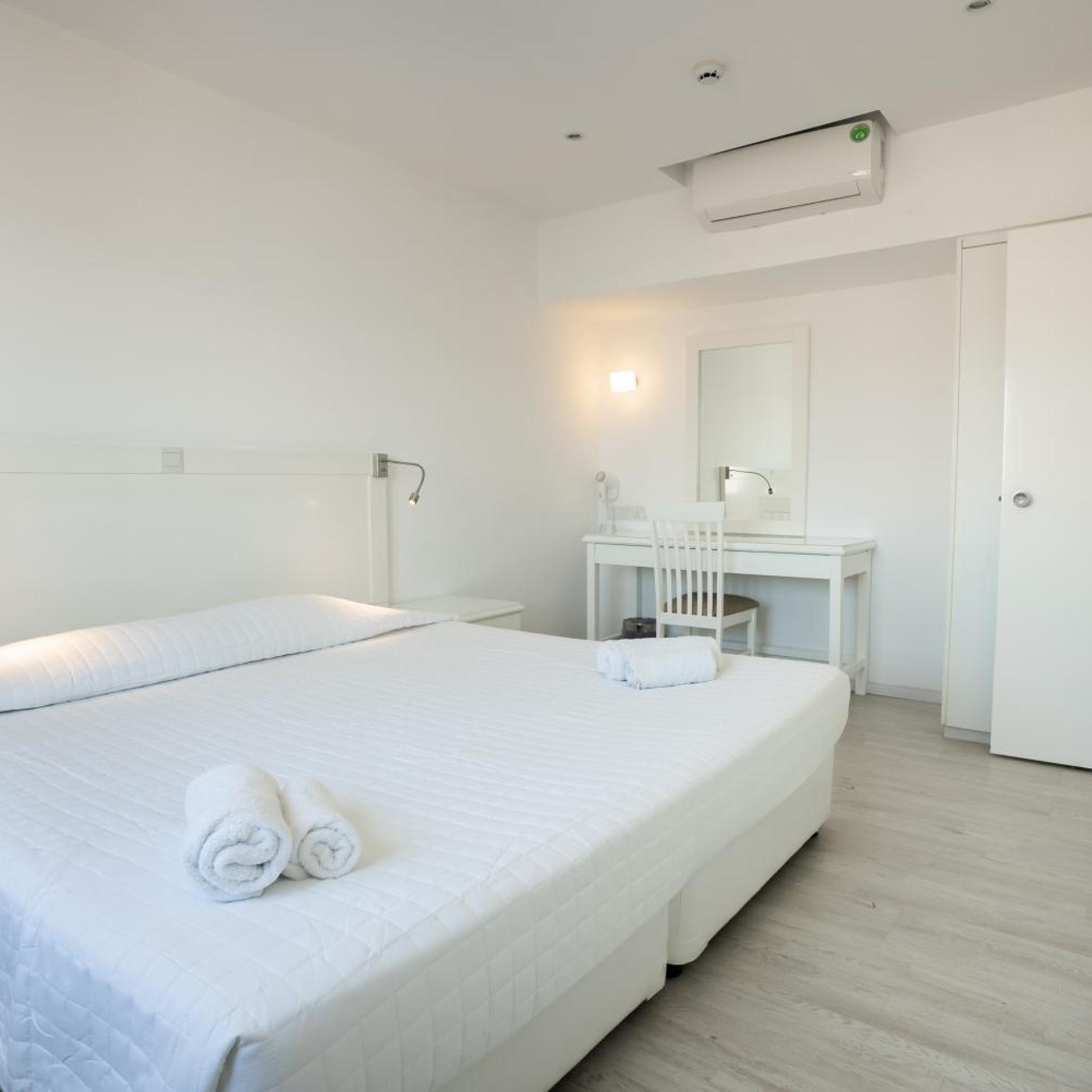 1 Bedroom, Apartment