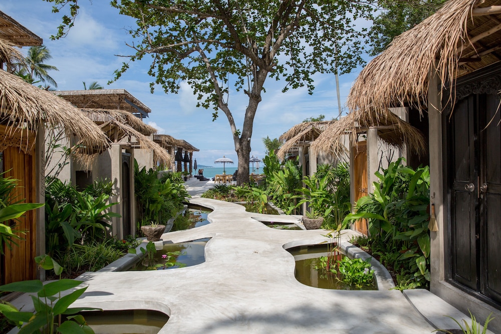 Karma Resort 40/50