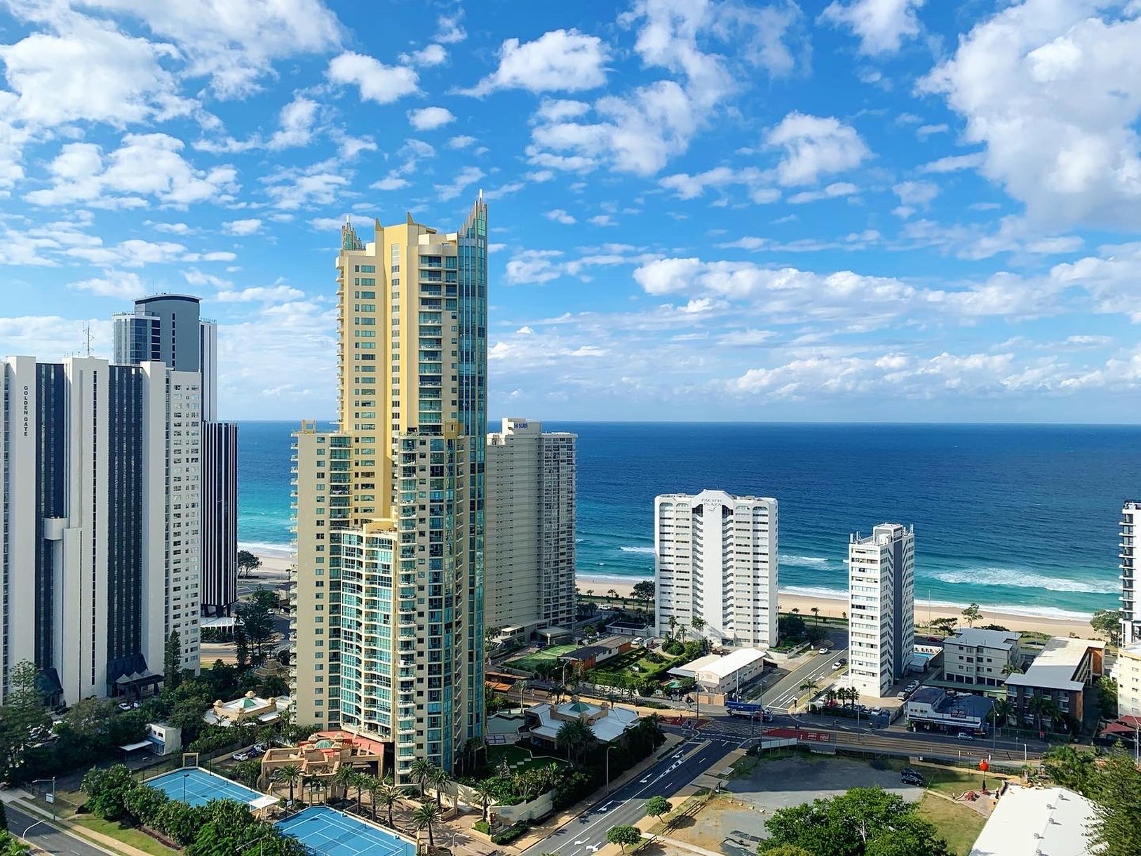 Ruby Gold Coast by CLLIX 58/63