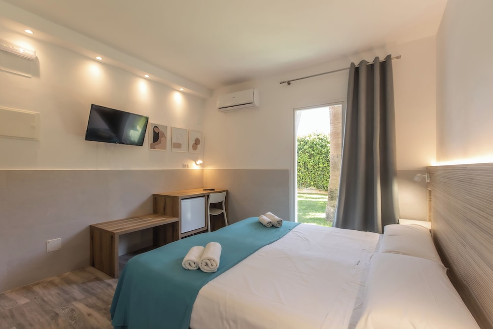 غرفة قياسية بسرير مزدوج، Hotel Zen Airport 8/10