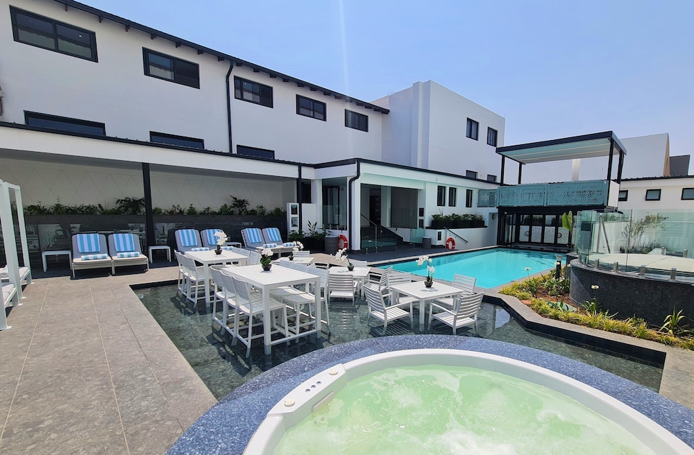 The Westford Hotel, Sandton(Formerly Pembury Plaza) 39/50