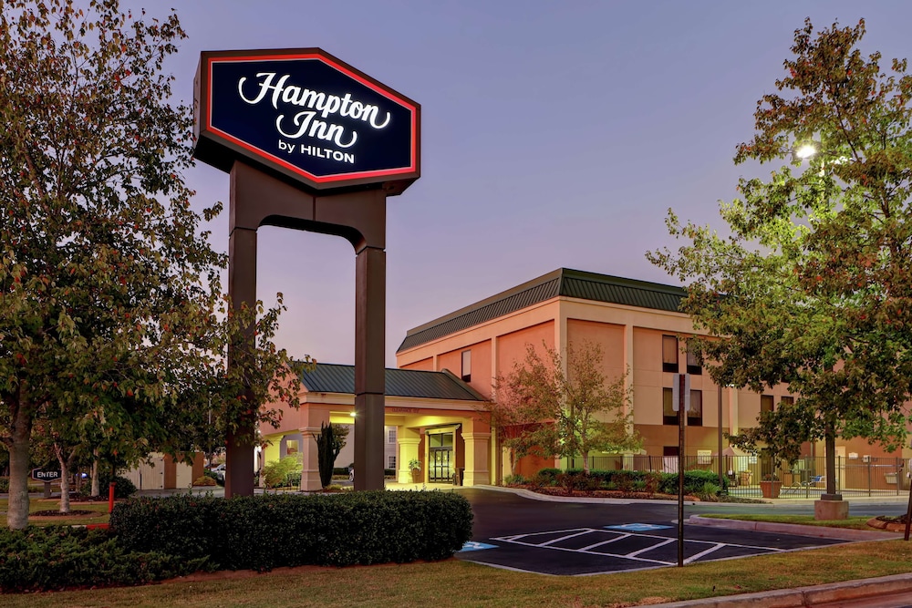 Hampton Inn Atlanta/Woodstock 1/34