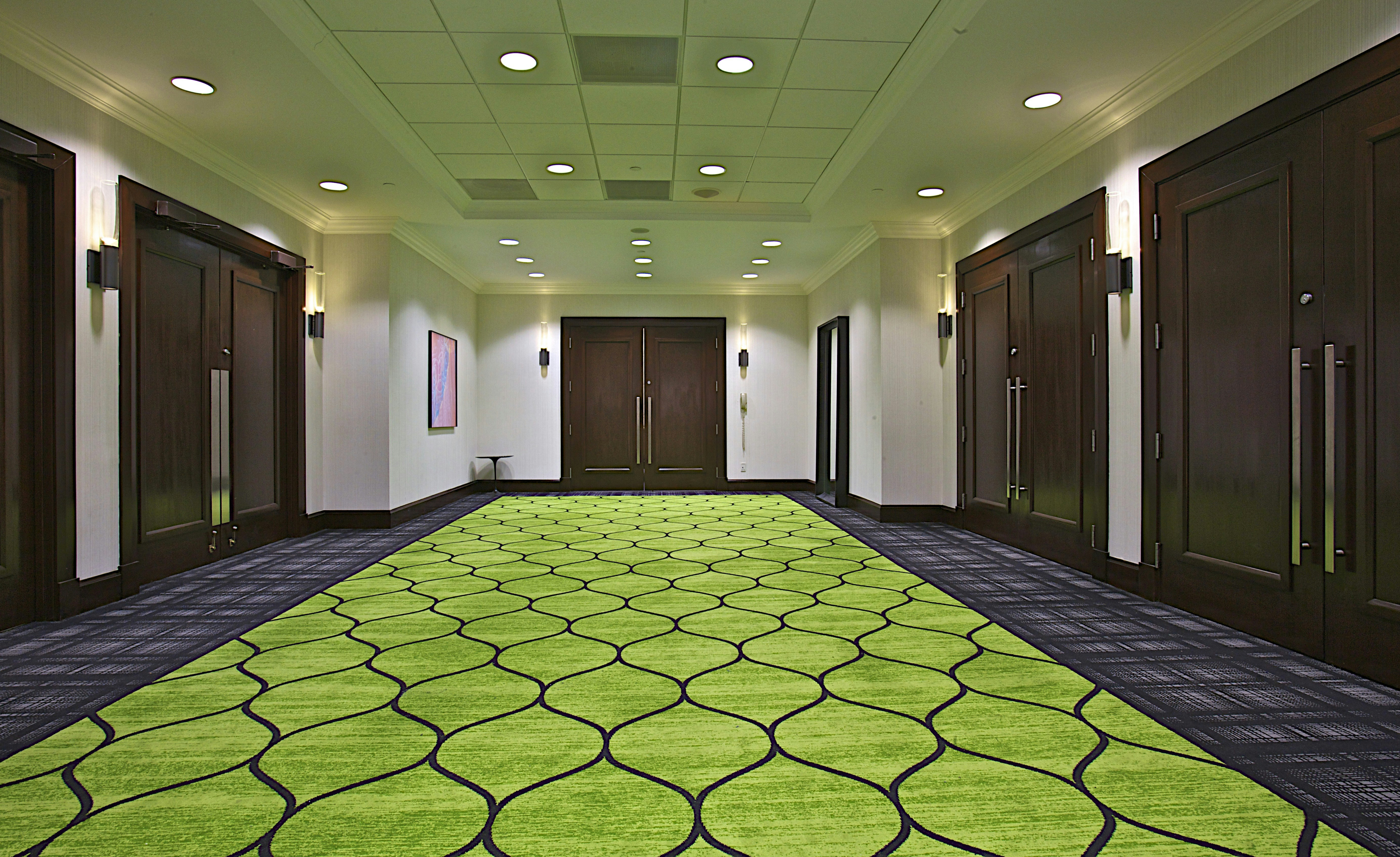 DoubleTree by Hilton Montreal 75/77
