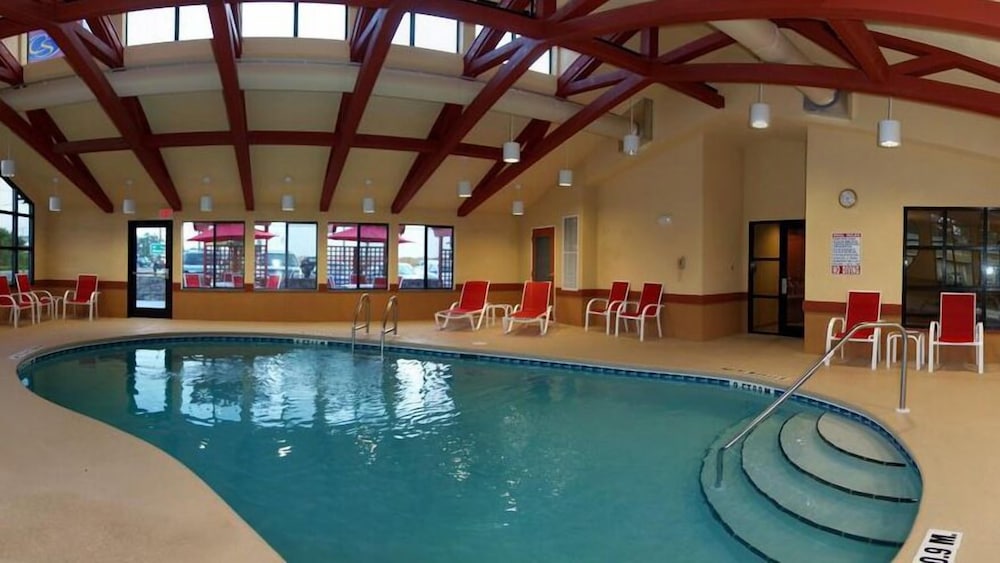 Comfort Suites Panama City Near Tyndall AFB 5/43