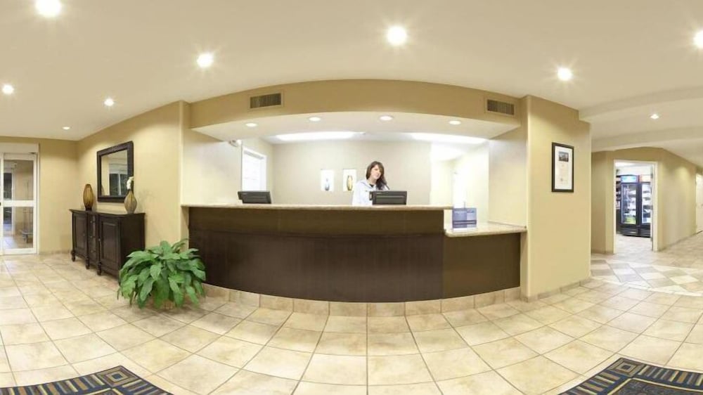 Candlewood Suites Loveland 3/62