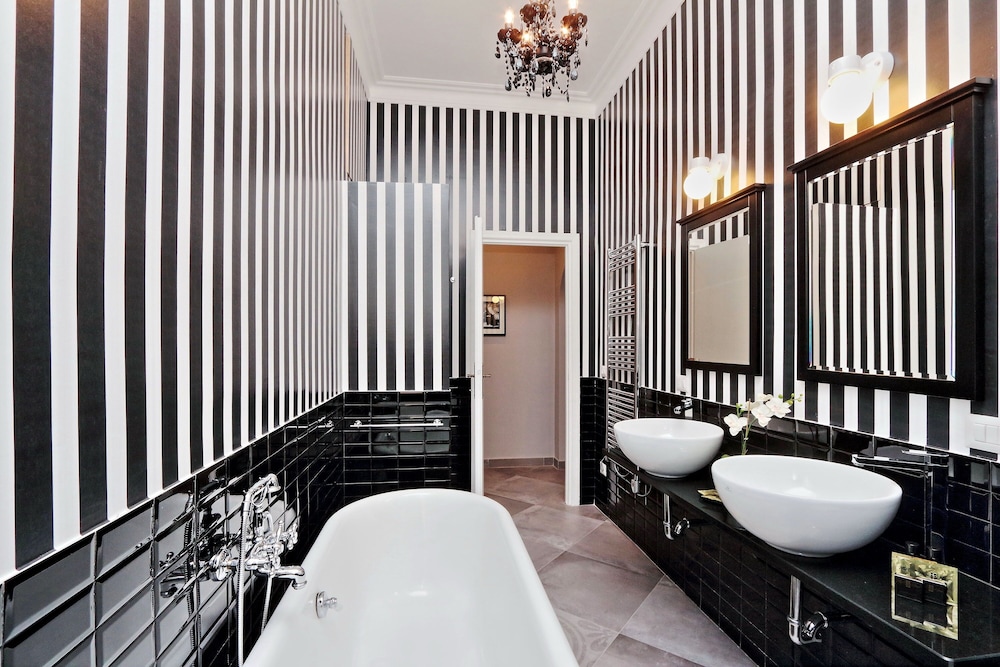 Monti Apartments - My Extra Home 47/49