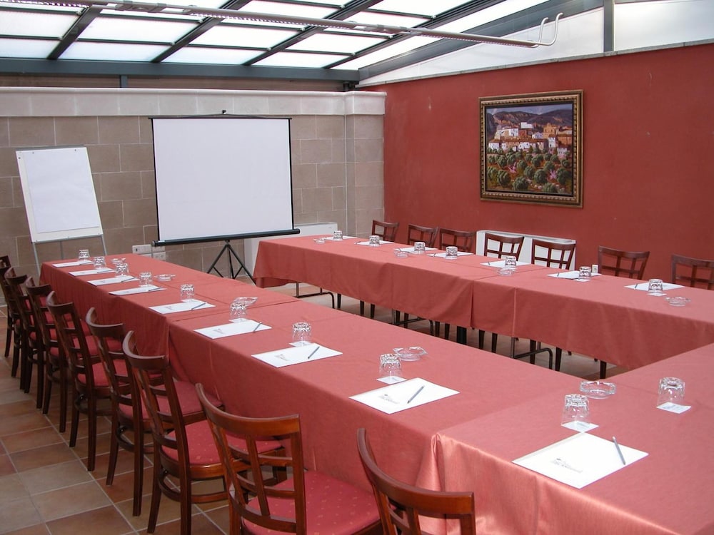 Hospedium Hotel Los Lanceros 57/64